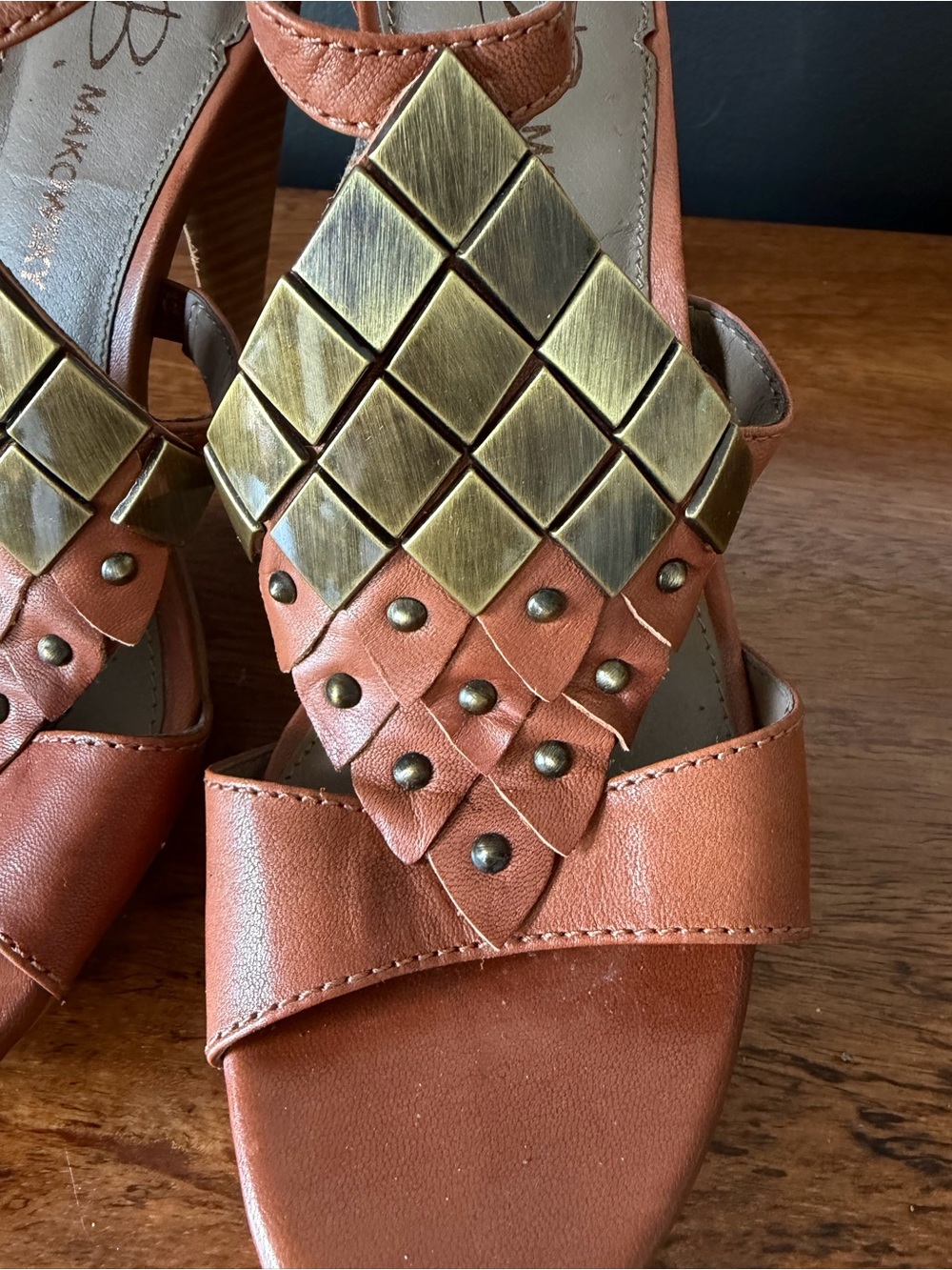 B. Makowsky Tan Leather Studded Sandals Heels with Metallic Accent - Picture 2 of 9